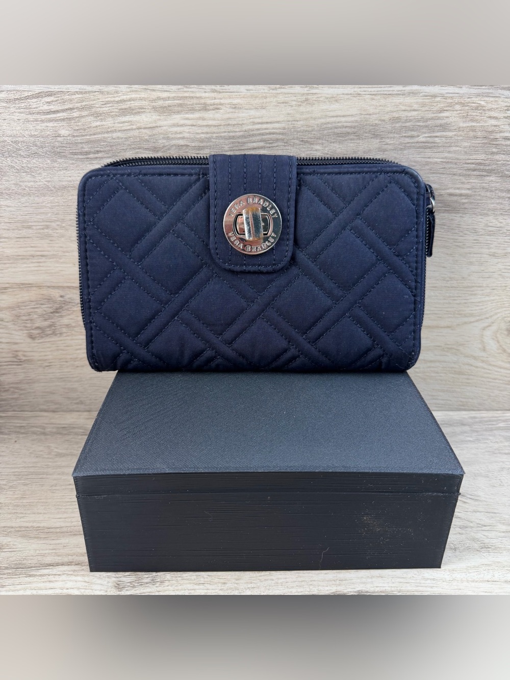 Vera Bradley Turnlock Wallet in Classic Navy Quilted Zip